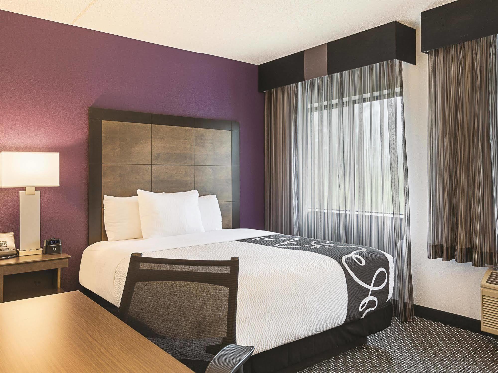 Hotel La Quinta By Wyndham Portland Extérieur photo