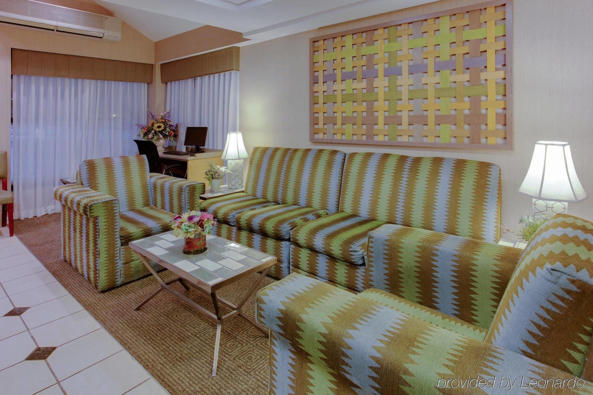Hotel La Quinta By Wyndham Portland Extérieur photo